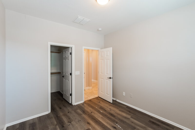 2,125/Mo, 1720 S 104th Ln Tolleson, AZ 85353 Bedroom View 3