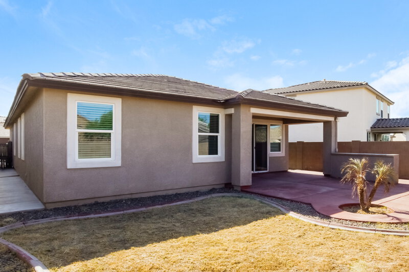2,125/Mo, 1720 S 104th Ln Tolleson, AZ 85353 Rear View 2