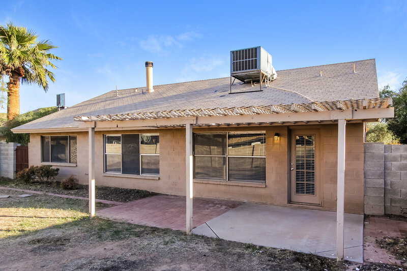 2,145/Mo, 10126 W Medlock Ave Glendale, AZ 85307 Rear View