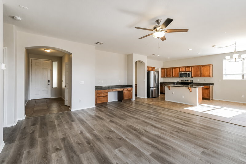 2,015/Mo, 14079 W Bloomfield Rd Surprise, AZ 85379 Living Room View 3