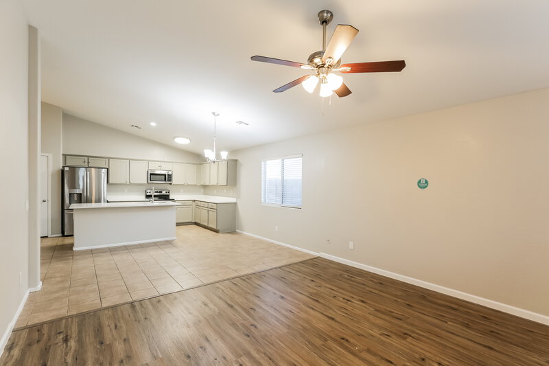 2,130/Mo, 8722 W Payson Rd Tolleson, AZ 85353 Living Room View