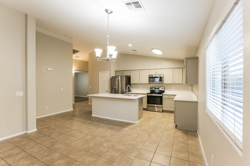 2,130/Mo, 8722 W Payson Rd Tolleson, AZ 85353 Dining Room View