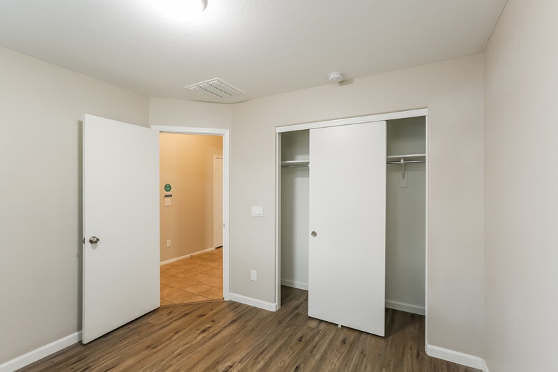 2,130/Mo, 8722 W Payson Rd Tolleson, AZ 85353 Bedroom View