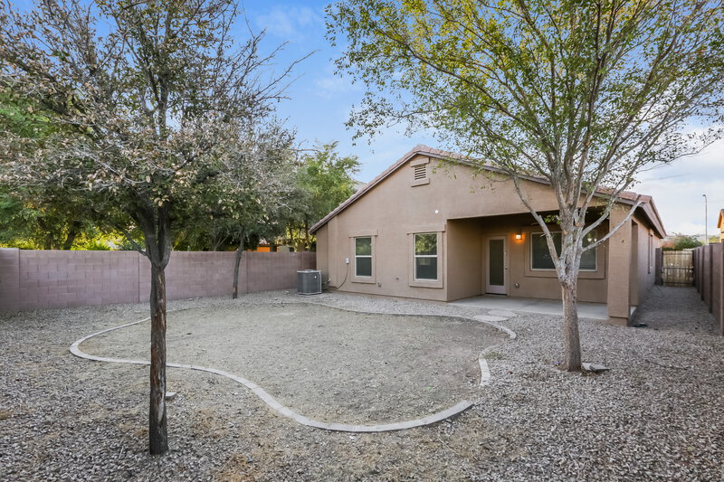 2,130/Mo, 8722 W Payson Rd Tolleson, AZ 85353 Rear View