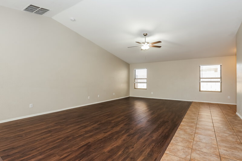 1,850/Mo, 11755 W Banff Ln El Mirage, AZ 85335 Living Room View 2