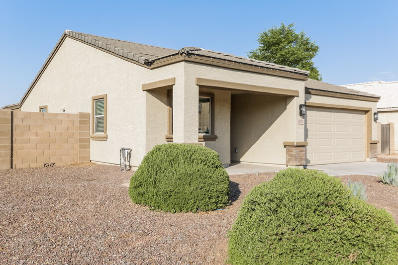 1,810/Mo, 25371 W Long Ave Buckeye, AZ 85326 Front View