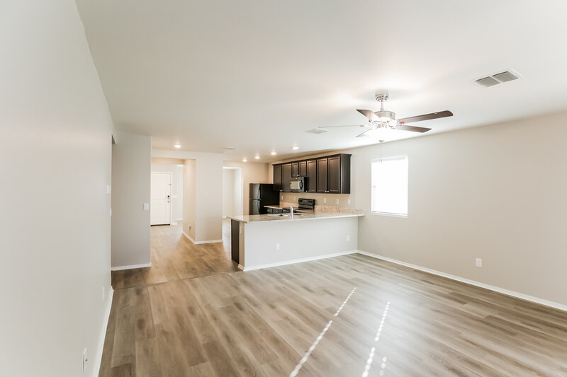 1,810/Mo, 25371 W Long Ave Buckeye, AZ 85326 Living Room View