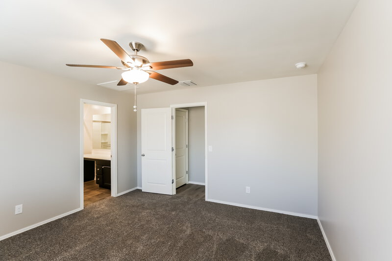 1,810/Mo, 25371 W Long Ave Buckeye, AZ 85326 Main Bedroom View