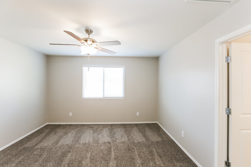 1,810/Mo, 25371 W Long Ave Buckeye, AZ 85326 Main Bedroom View 2