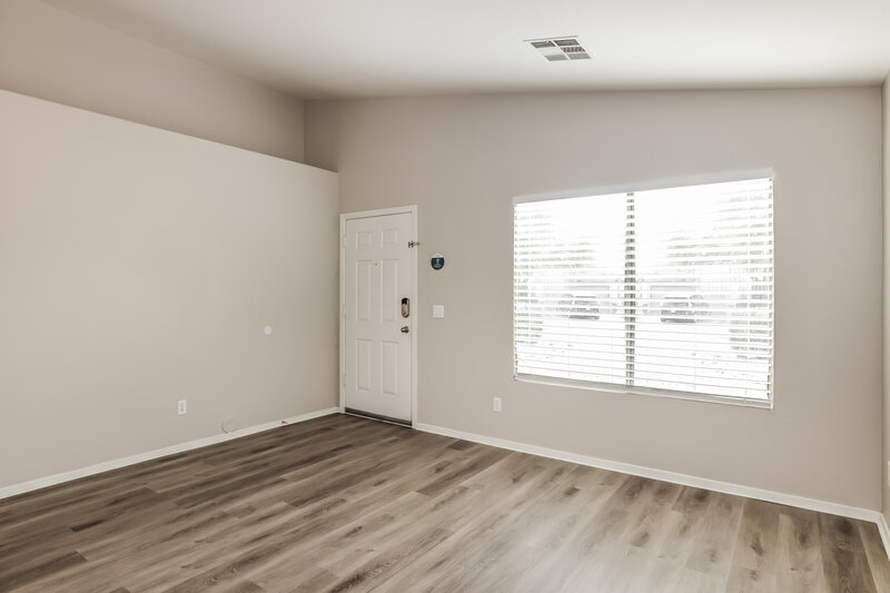 1,850/Mo, 14756 W Maui Ln Surprise, AZ 85379 Misc View 3