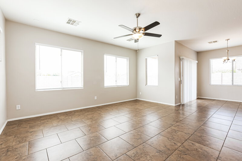 1,885/Mo, 38514 N Navarro Dr San Tan Valley, AZ 85140 Living Room View 2