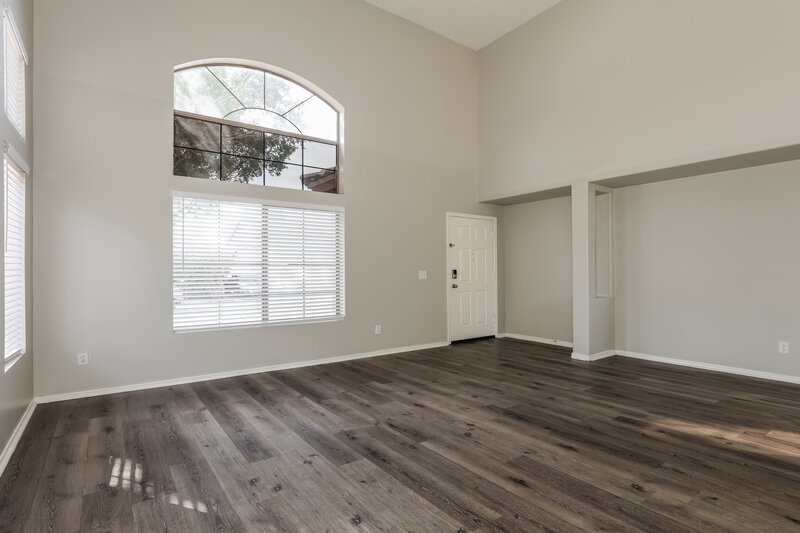 2,060/Mo, 7592 W Marlette Ave Glendale, AZ 85303 Bedroom View 3