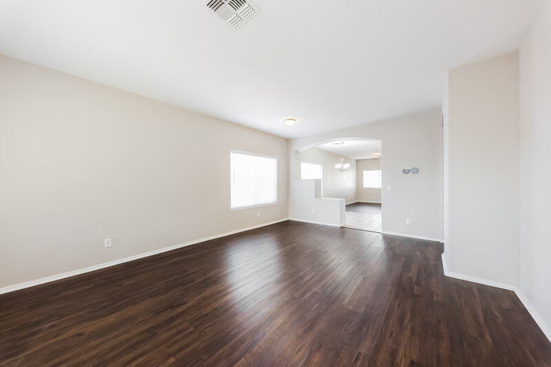 2,090/Mo, 11950 W Jackson St Avondale, AZ 85323 Living Room View