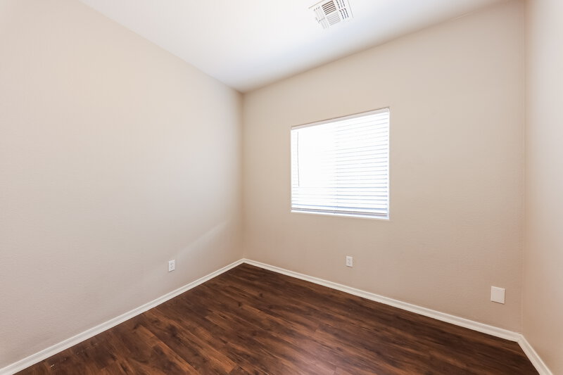 2,090/Mo, 11950 W Jackson St Avondale, AZ 85323 Bedroom View