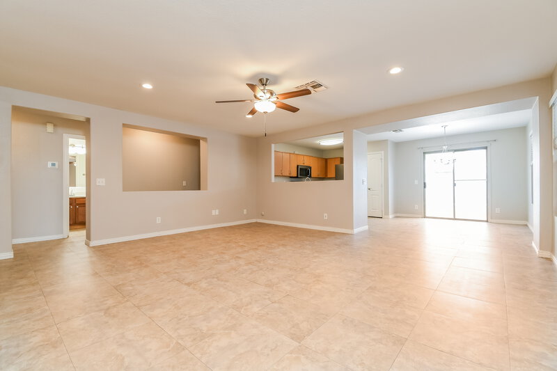 2,075/Mo, 8502 E Kiowa Ave Mesa, AZ 85209 Living Room View