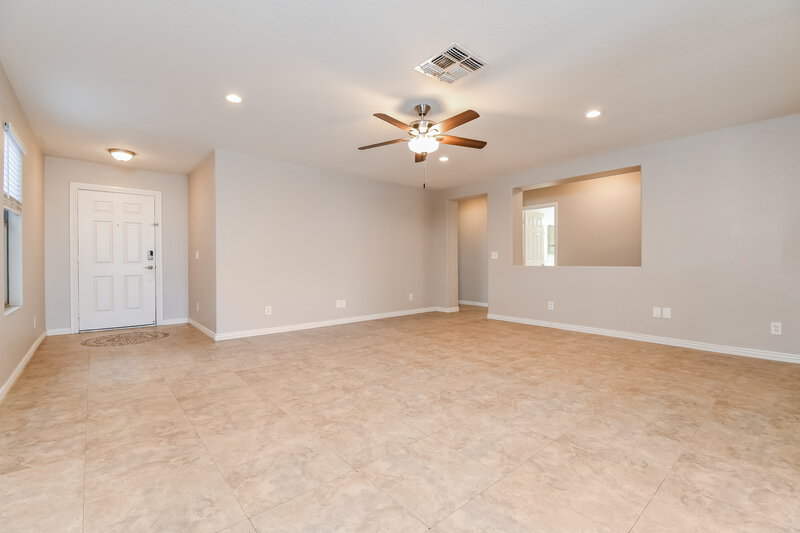 2,075/Mo, 8502 E Kiowa Ave Mesa, AZ 85209 Living Room View 3