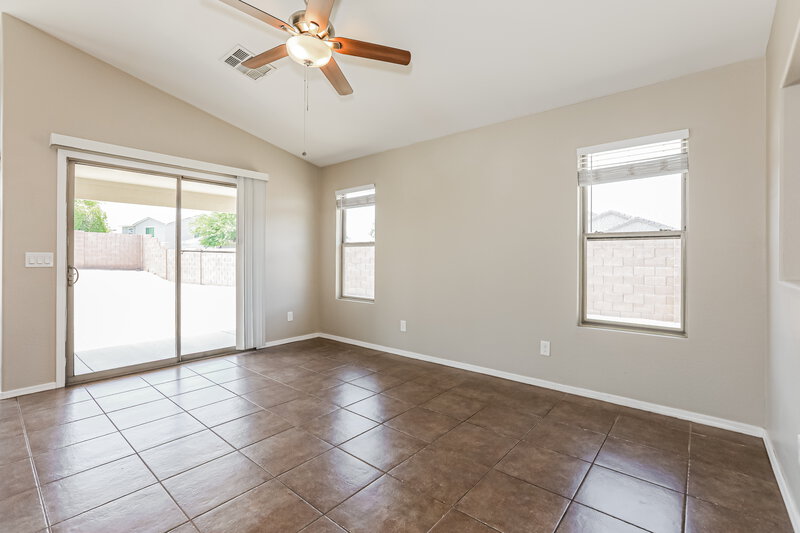 2,025/Mo, 2049 W Gold Mine Way San Tan Valley, AZ 85142 Dining Room View