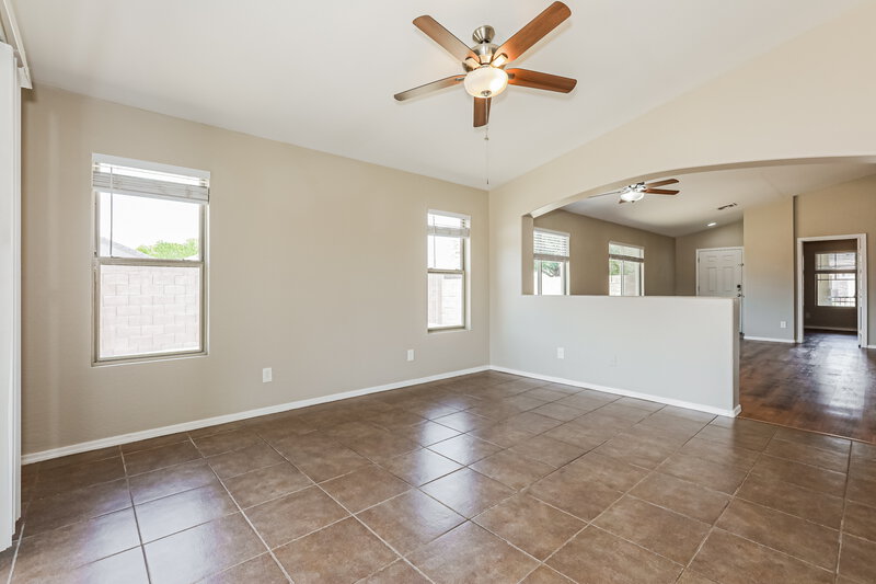 2,025/Mo, 2049 W Gold Mine Way San Tan Valley, AZ 85142 Dining Room View 2