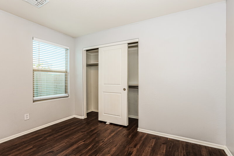 1,915/Mo, 8822 W Pioneer St Tolleson, AZ 85353 Bedroom View 2