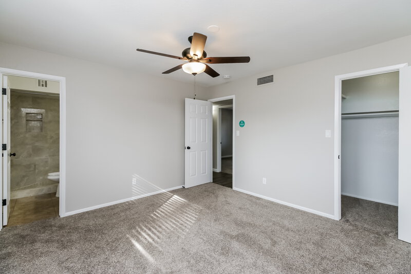 2,645/Mo, 3421 E Dragoon Ave Mesa, AZ 85204 Master Bedroom View 2