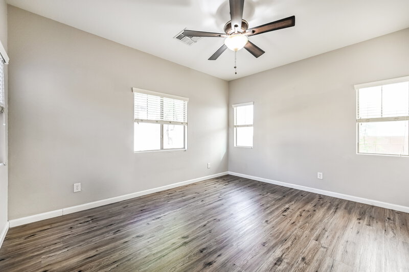 1,930/Mo, 10324 W Sands Dr 475 Peoria, AZ 85383 Bedroom View