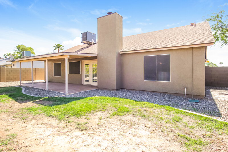 1,950/Mo, 6320 W Port Royale Ln Glendale, AZ 85306 Rear View