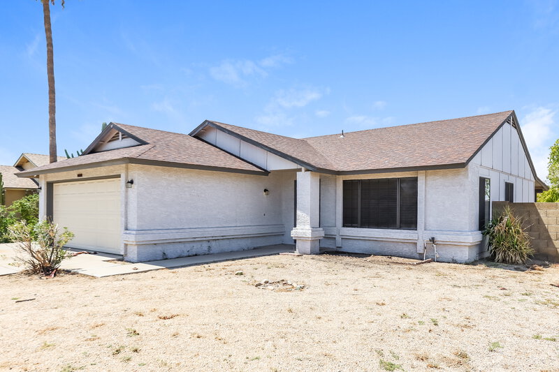 1,965/Mo, 20814 N 31st Dr Phoenix, AZ 85027 Front View