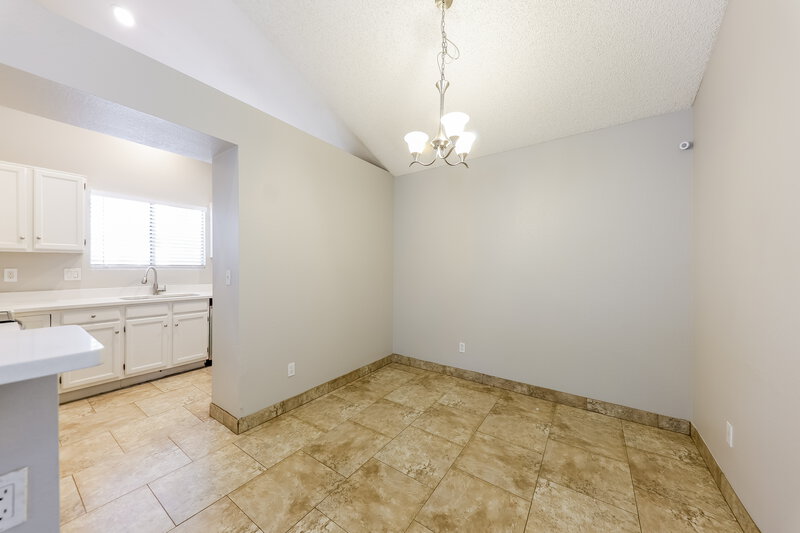 2,285/Mo, 19017 N 6th St Phoenix, AZ 85024 Dining Room View