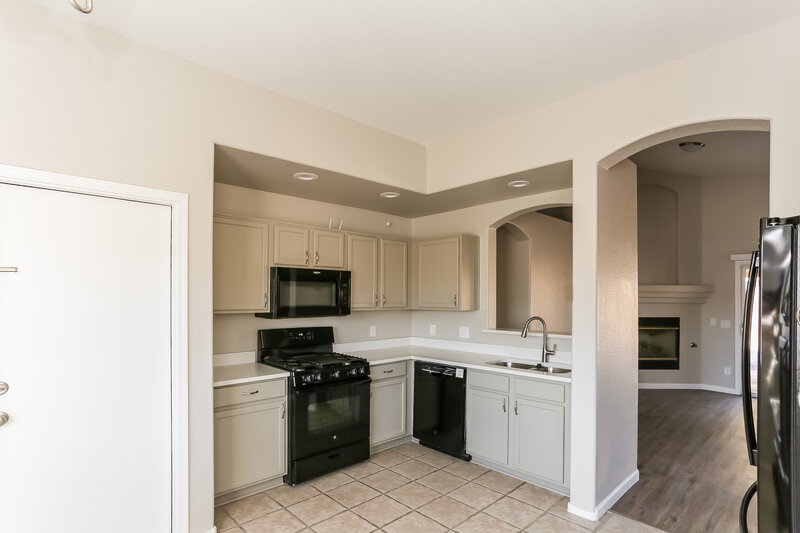 2,185/Mo, 16104 W Jefferson St Goodyear, AZ 85338 Kitchen View 3