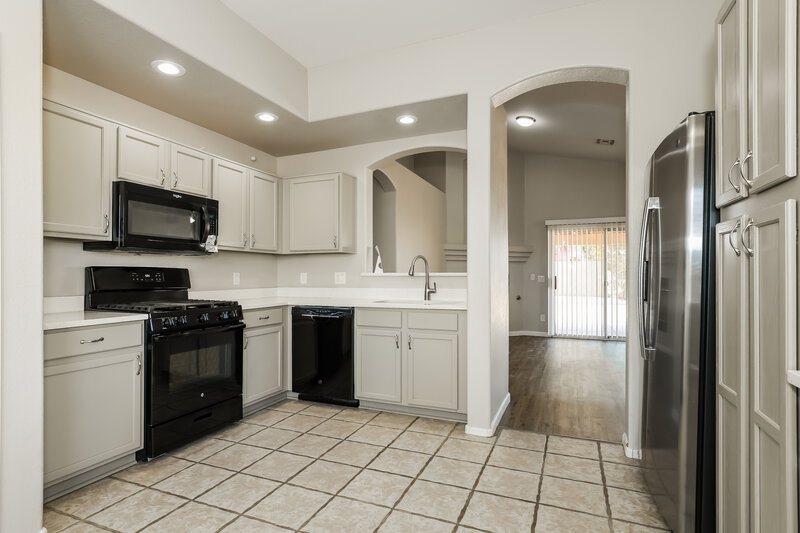 1,925/Mo, 16104 W Jefferson St Goodyear, AZ 85338 Kitchen View