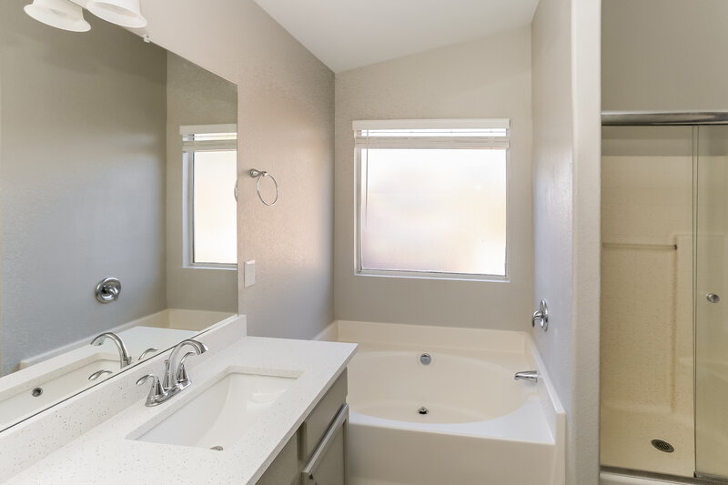 2,185/Mo, 16104 W Jefferson St Goodyear, AZ 85338 Main Bathroom View