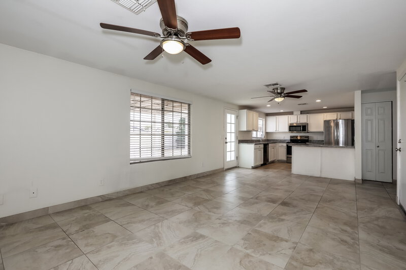 2,210/Mo, 2123 N Longmore Street Chandler, AZ 85224 Living Room View 4