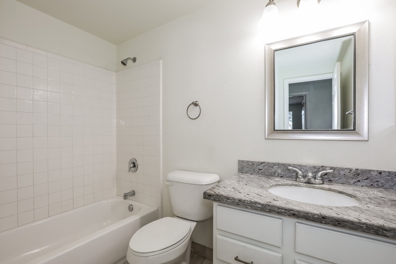 2,210/Mo, 2123 N Longmore Street Chandler, AZ 85224 Bathroom View