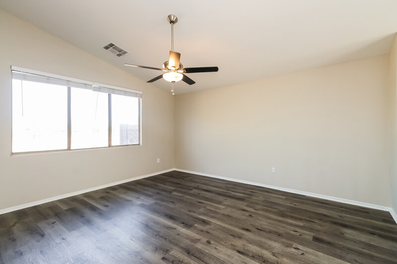 2,270/Mo, 1456 S Boulder St Unit C Gilbert, AZ 85296 Living Room View
