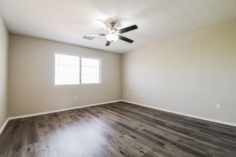 2,180/Mo, 1456 S Boulder St Unit C Gilbert, AZ 85296 Main Bedroom View