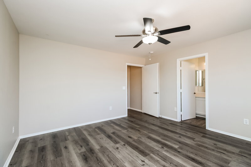 2,270/Mo, 1456 S Boulder St Unit C Gilbert, AZ 85296 Main Bedroom View 2