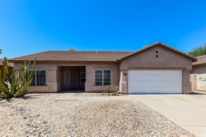 1,900/Mo, 14815 W Dovestar Dr Surprise, AZ 85374 External View