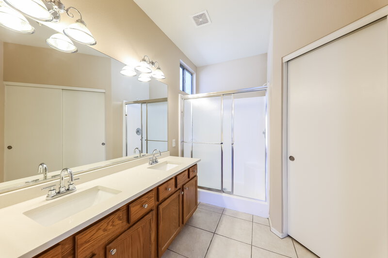 1,900/Mo, 14815 W Dovestar Dr Surprise, AZ 85374 Main Bathroom View
