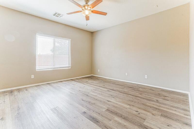 1,870/Mo, 30225 N Royal Oak Way San Tan Valley, AZ 85143 Main Bedroom View
