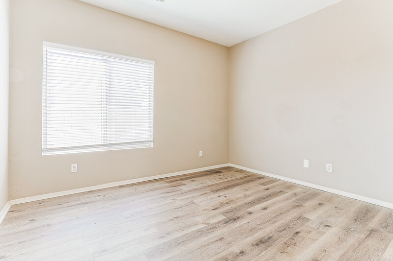 1,870/Mo, 30225 N Royal Oak Way San Tan Valley, AZ 85143 Bedroom View 2