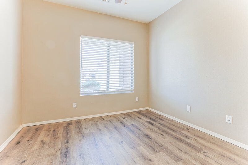 1,870/Mo, 30225 N Royal Oak Way San Tan Valley, AZ 85143 Bedroom View 3