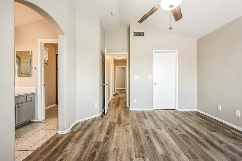 3,300/Mo, 1109 W Bluefield Avenue Phoenix, AZ 85023 Main Bedroom View