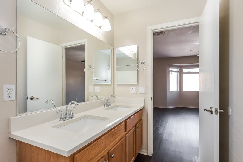 2,020/Mo, 22740 W Mohave St Buckeye, AZ 85326 Main Bathroom View