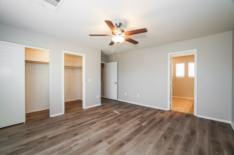 2,210/Mo, 4025 W Park St Phoenix, AZ 85041 Main Bedroom View 2