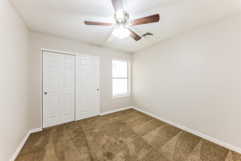 2,030/Mo, 5209 N 78th Dr Glendale, AZ 85303 Bedroom View