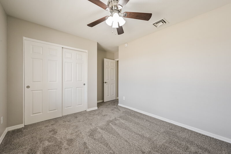 1,980/Mo, 5209 N 78th Dr Glendale, AZ 85303 Bedroom View 2