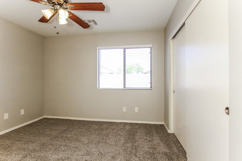 1,860/Mo, 10602 W Rosewood Dr Avondale, AZ 85392 Main Bedroom View