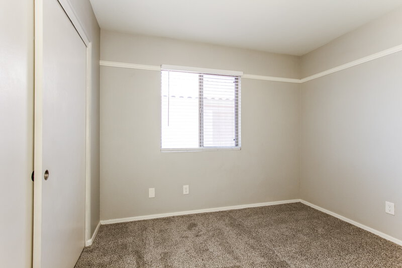 1,860/Mo, 10602 W Rosewood Dr Avondale, AZ 85392 Bedroom View 3