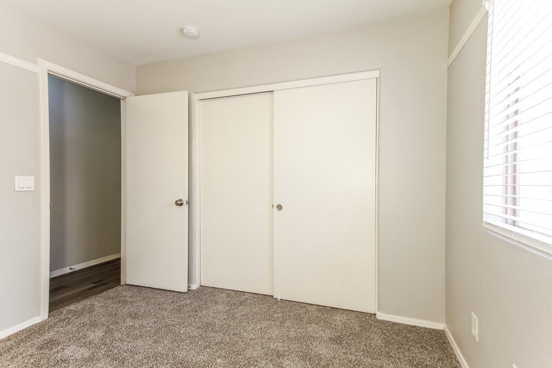 1,860/Mo, 10602 W Rosewood Dr Avondale, AZ 85392 Bedroom View 4