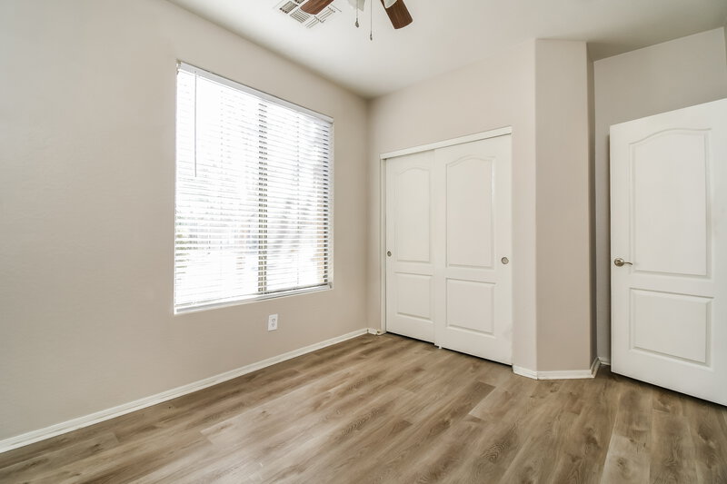 2,120/Mo, 3322 N 126th Dr Avondale, AZ 85392 Bedroom View